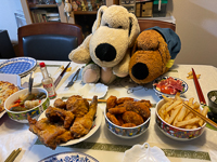 ぼくはチキンから食べようっと